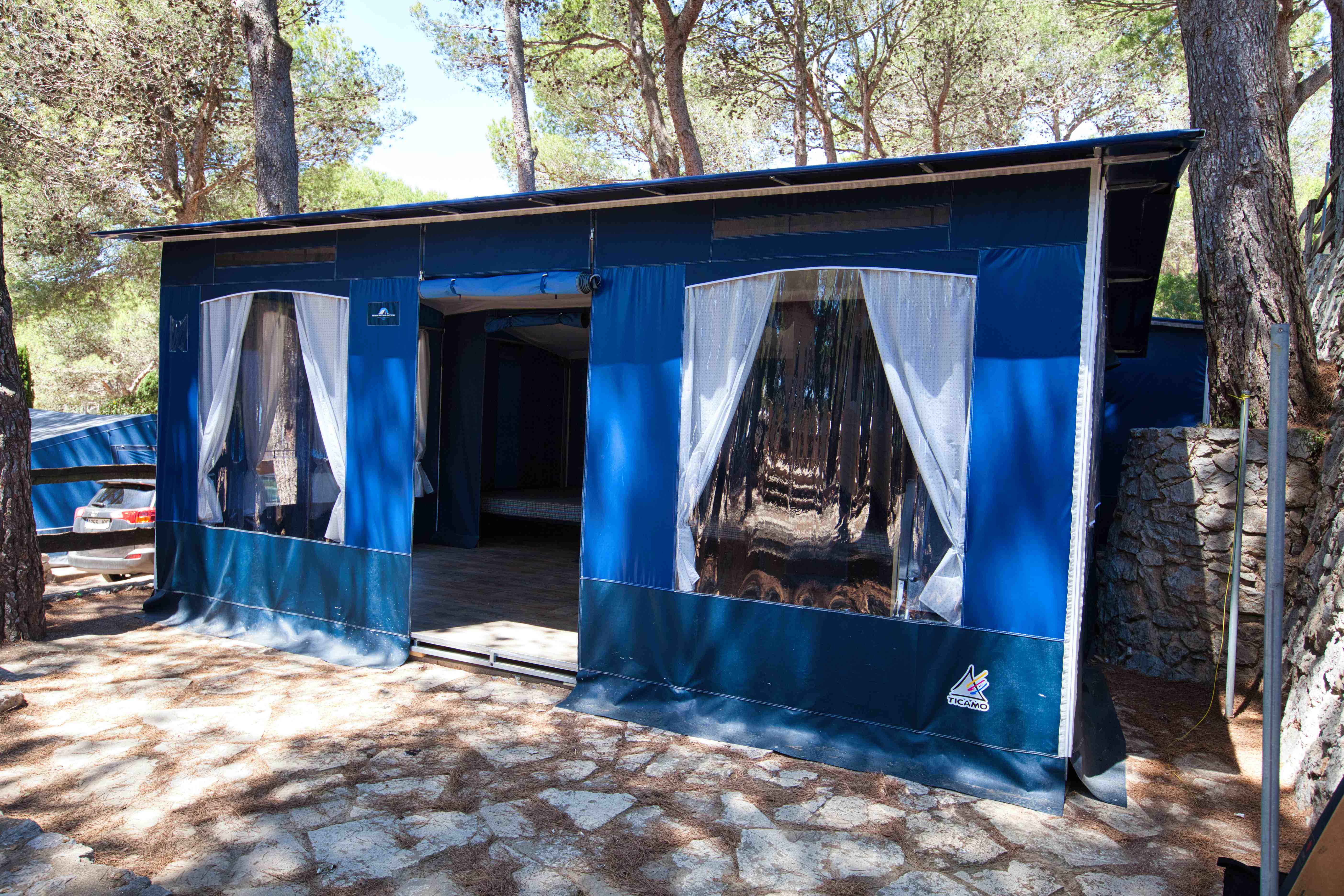 Maxi Tent Collection - 1